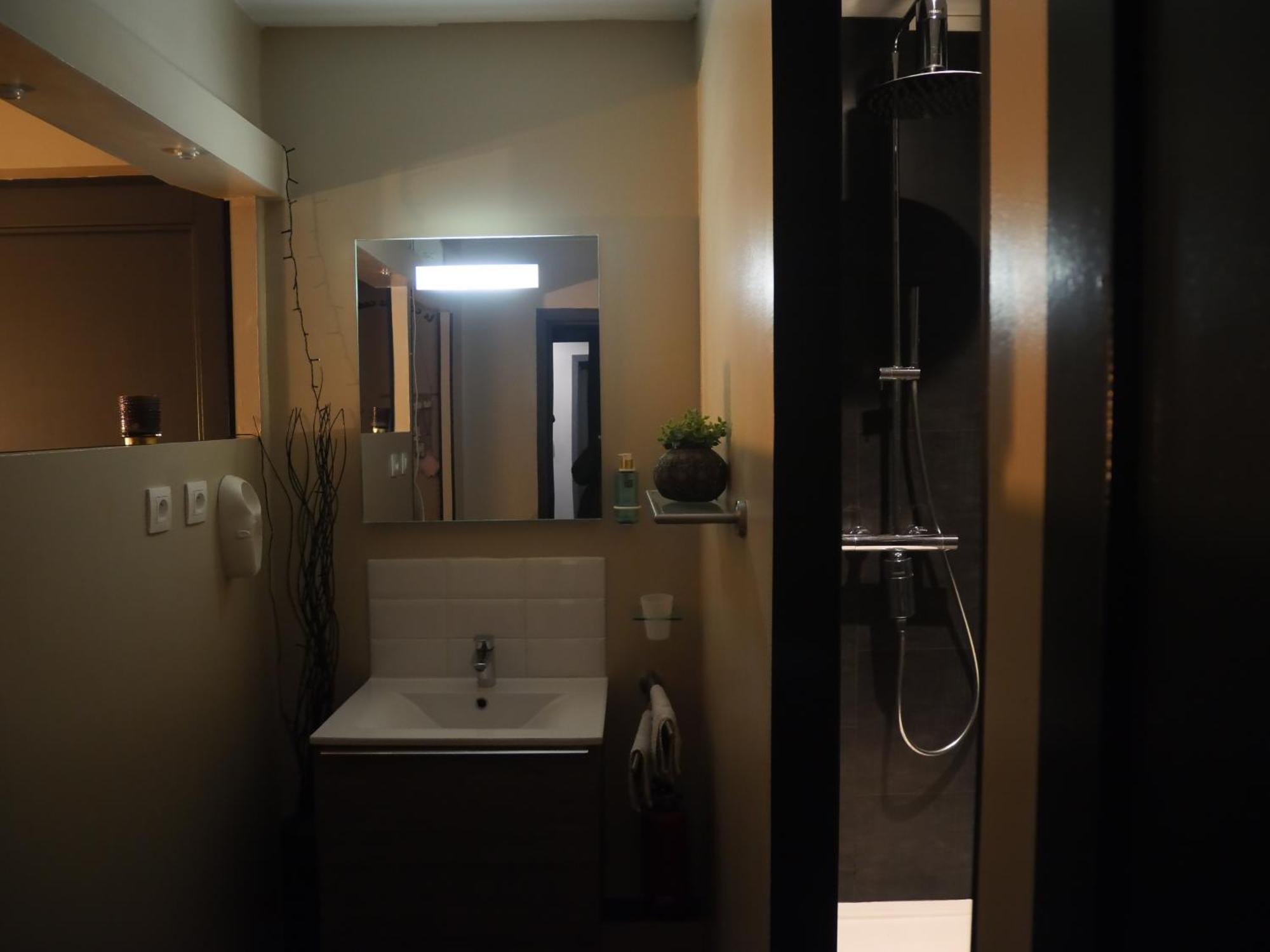 At Home - Jacuzzi Privatif Gesves Esterno foto